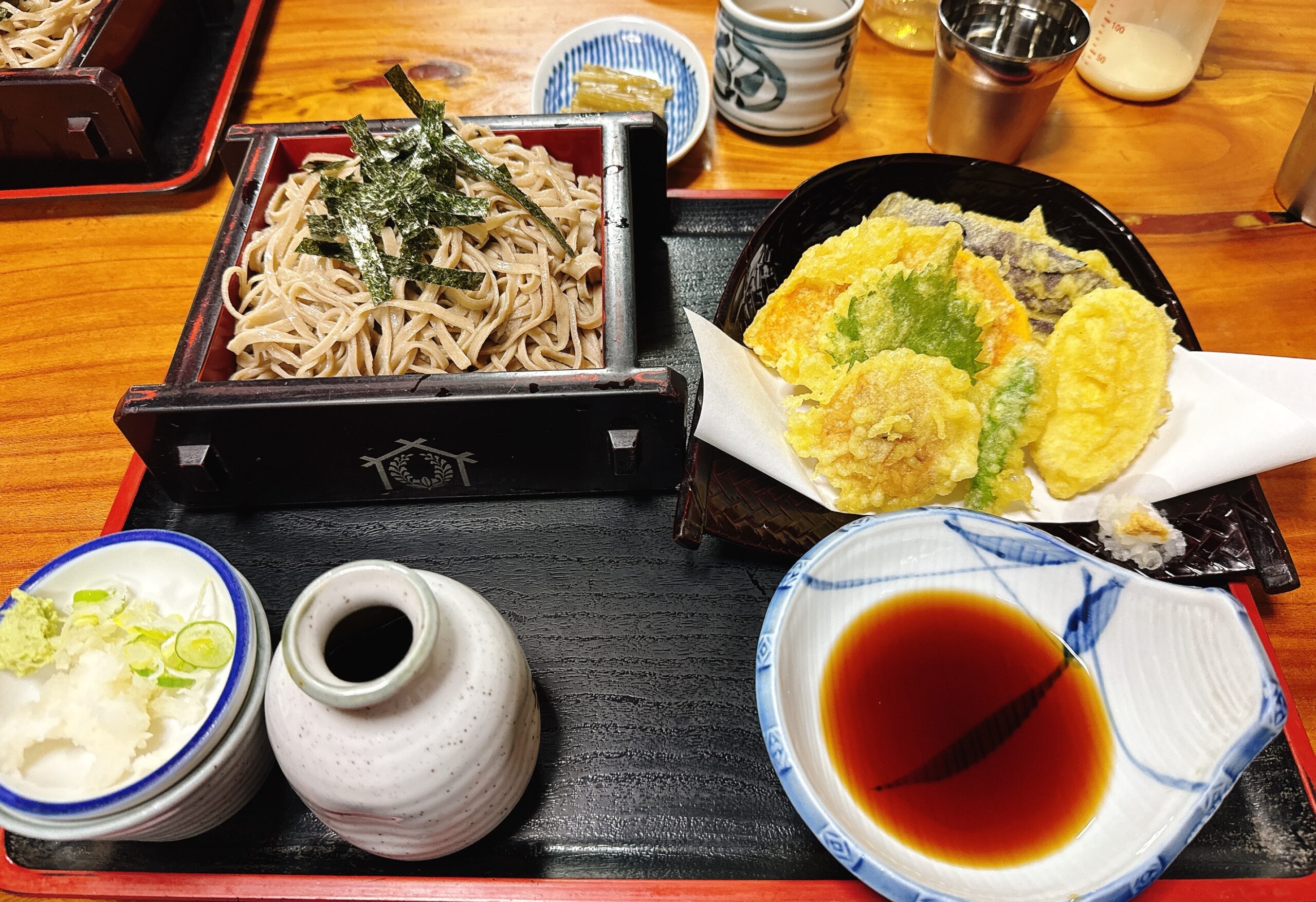 藤蔵屋の海老天ざる蕎麦